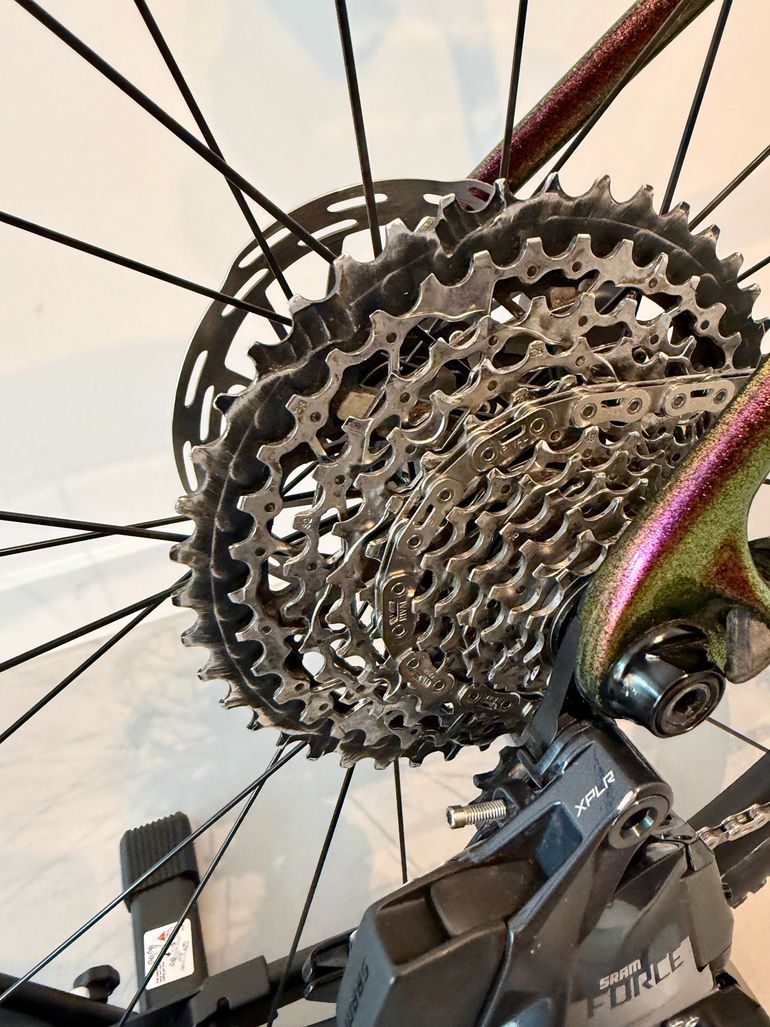 Used Cervélo Aspero 5 Force XPLR ETap AXS 2022 2022 Road & Gravel, Red — image 9 of 13