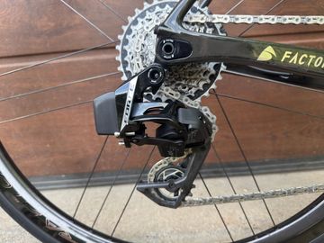 Käytetty Factor O2 SRAM Force eTap AXS 2022 Road & Gravel — kuva 3 / 11