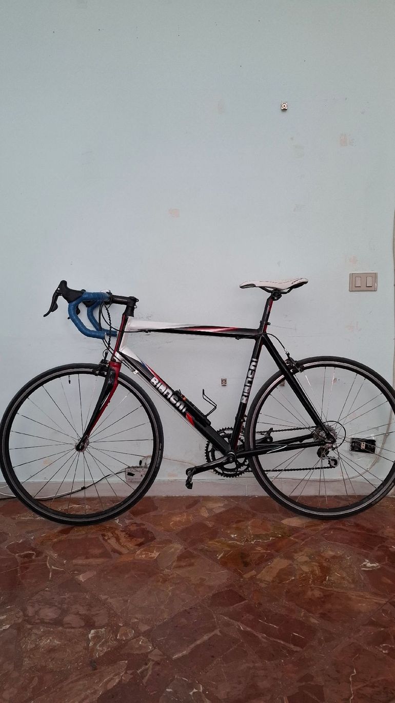 Used Bianchi Via Other Campagnolo 2008 Road & Gravel — image 2 of 8