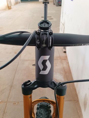 Used Scott Scott Scale HMF Taglia L 2025 Mountainbike, Black — image 9 of 11
