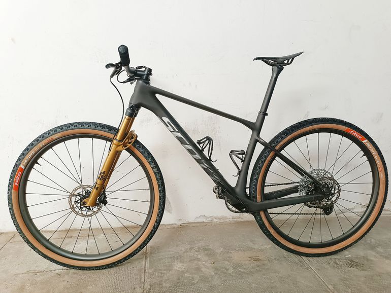 Used Scott Scott Scale HMF Taglia L 2025 Mountainbike, Black — image 2 of 11