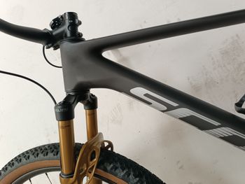 Used Scott Scott Scale HMF Taglia L 2025 Mountainbike, Black — image 8 of 11
