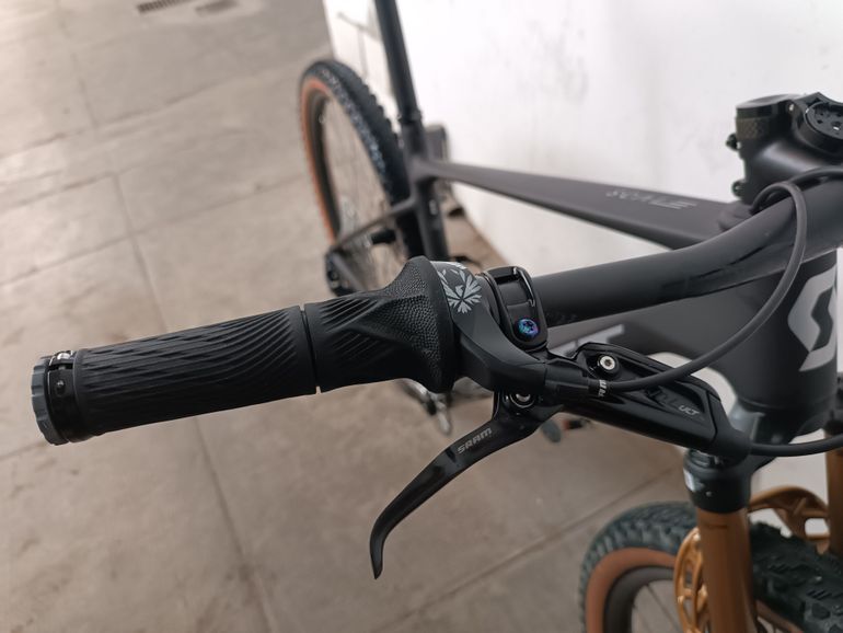Used Scott Scott Scale HMF Taglia L 2025 Mountainbike, Black — image 10 of 11