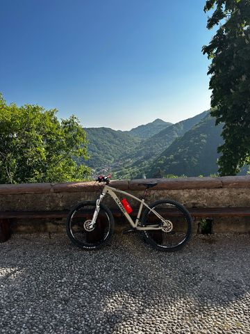 CUBE Reaction Shimano SLX 2022 Mountainbike d'occasion — image 2 sur 4