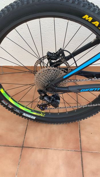 Used Giant Full-E+ 3 2018 2018 Mountainbike, Nero — image 3 of 8