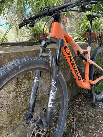 Used Orbea OIZ H20 2023 2023 Mountainbike, Orange, 29 — image 6 of 6
