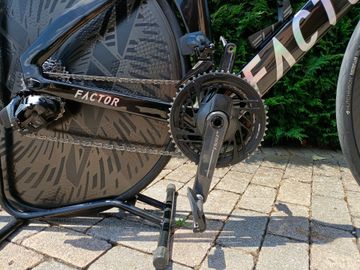 Factor HANZO - SRAM Red 2025 2025 Road & Gravel usato, Nero — immagine 4 di 24