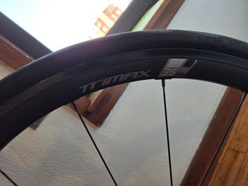 Used Giant Defy Shimano 105 2017 Road & Gravel, Black — image 6 of 9