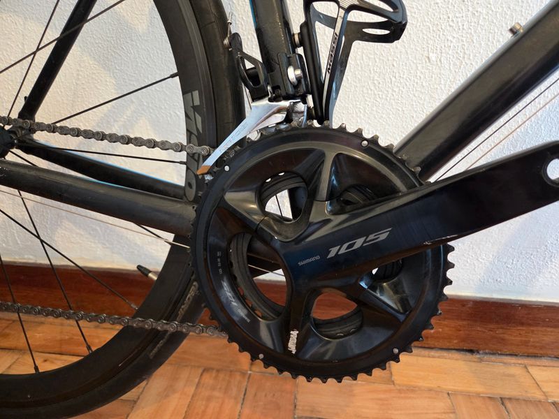 Gebrauchtes Giant Defy Shimano 105 2017 Road & Gravel, Schwarz — Bild 2 von 9