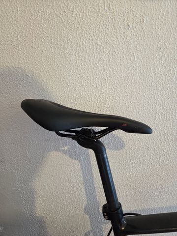 Gebrauchtes Giant Defy Shimano 105 2017 Road & Gravel, Schwarz — Bild 4 von 9