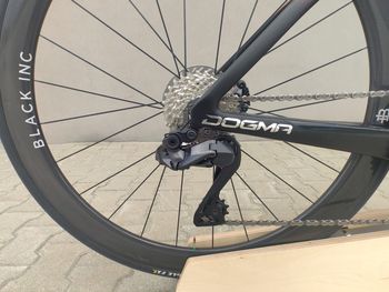 Used Pinarello DOGMA F 1K 2026 2026 Road & Gravel, Black — image 8 of 24