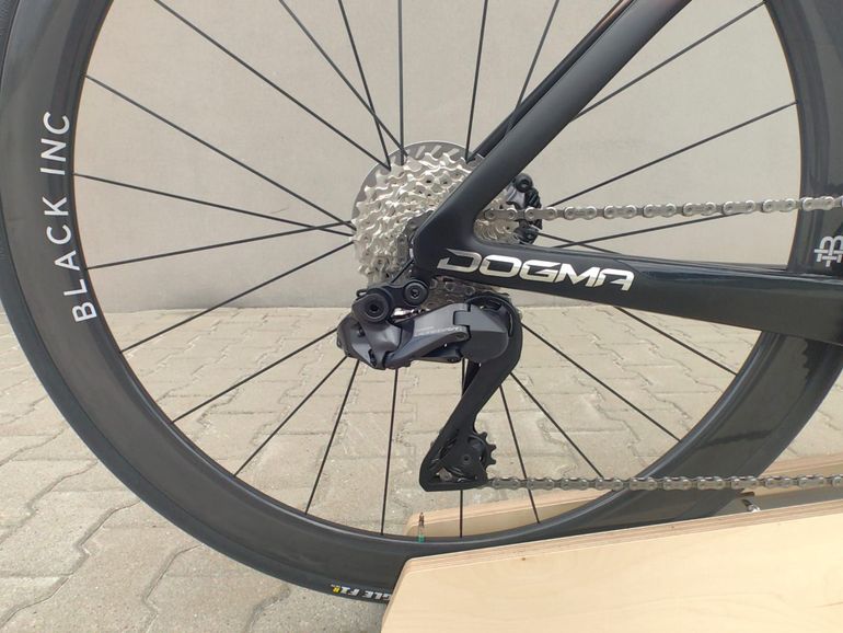 Used Pinarello DOGMA F 1K 2026 2026 Road & Gravel, Black — image 8 of 24