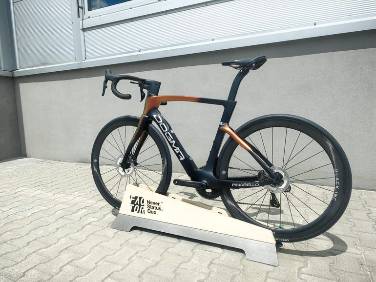 Used Pinarello DOGMA F 1K 2026 2026 Road & Gravel, Black — image 20 of 24