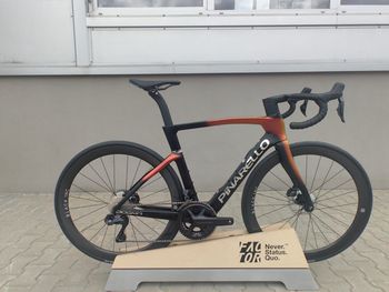 Used Pinarello DOGMA F 1K 2026 2026 Road & Gravel, Black — image 2 of 24