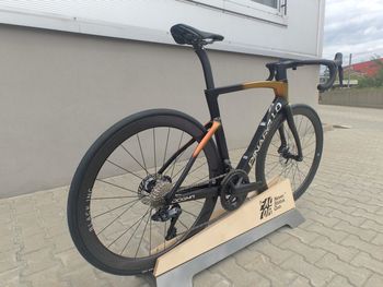 Used Pinarello DOGMA F 1K 2026 2026 Road & Gravel, Black — image 11 of 24