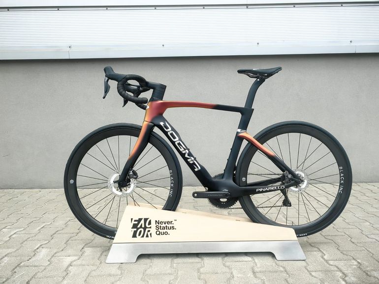 Used Pinarello DOGMA F 1K 2026 2026 Road & Gravel, Black — image 24 of 24