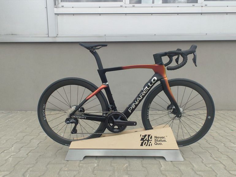 Used Pinarello DOGMA F 1K 2026 2026 Road & Gravel, Black — image 14 of 24