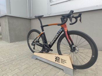 Used Pinarello DOGMA F 1K 2026 2026 Road & Gravel, Black — image 9 of 24