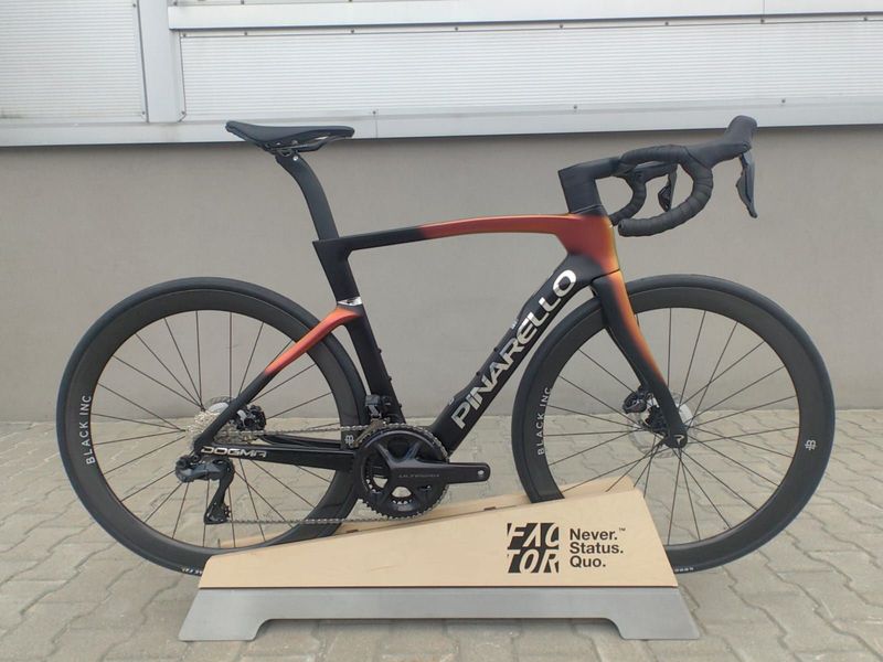 Pinarello DOGMA F 1K 2026 2026 Road & Gravel d'occasion