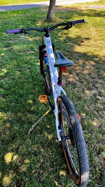 Used Commencal META HT SRAM NX Eagle 2026 Mountainbike, White — image 6 of 8