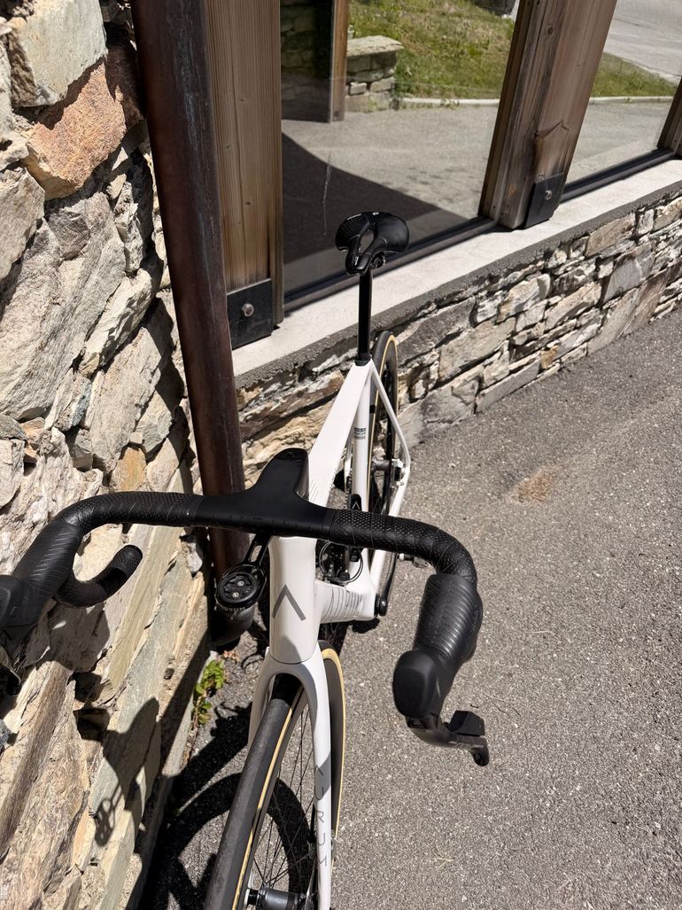 Used Aurum Magma SRAM Red eTap AXS 2024 Road & Gravel, White — image 6 of 13