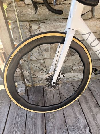 Used Aurum Magma SRAM Red eTap AXS 2024 Road & Gravel, White — image 19 of 21