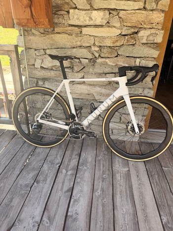 Použité Aurum Magma SRAM Red eTap AXS 2024 Road & Gravel