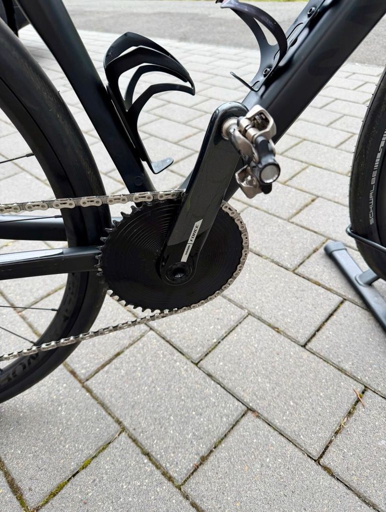 Used Canyon Ultimate CF SLX 8 Disc eTap 2021 2021 Road & Gravel, Schwarz — image 8 of 10