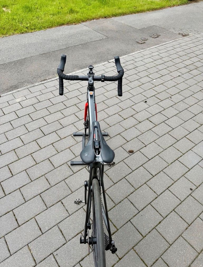Used Canyon Ultimate CF SLX 8 Disc eTap 2021 2021 Road & Gravel, Schwarz — image 10 of 10