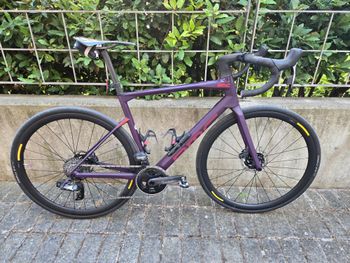 Used BMC Roadmachine 01 FOUR 2022 2022 Road & Gravel