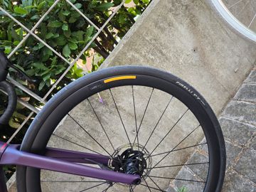 Used BMC Roadmachine 01 FOUR 2022 2022 Road & Gravel, Purple — image 2 of 7