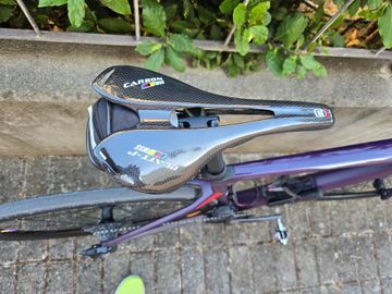 Used BMC Roadmachine 01 FOUR 2022 2022 Road & Gravel, Purple — image 3 of 7
