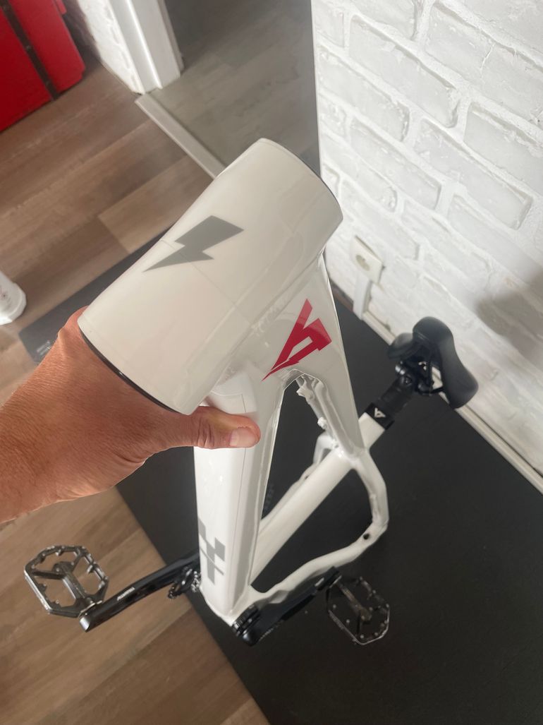 Used YT Yt Dirt Love Frameset Frameset 2025 Mountainbike, White — image 9 of 11