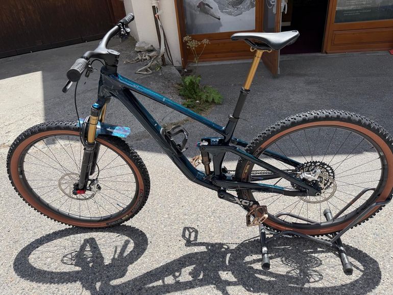 Used CUBE STEREO ONE44 C:68X SLT 29 2023 2023 Mountainbike, Blue, 29 — image 12 of 12