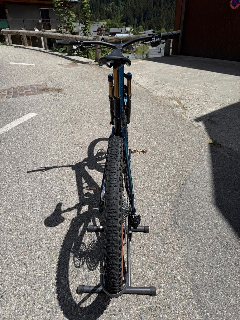 Used CUBE STEREO ONE44 C:68X SLT 29 2023 2023 Mountainbike, Blue, 29 — image 3 of 12