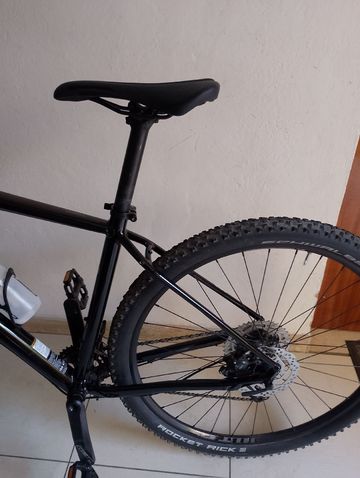 Used Cannondale Bad Habit Shimano Deore XT 2023 Mountainbike, Black — image 4 of 5