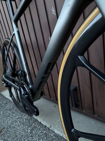 Used Enve Melee 2024 2024 Road & Gravel, Light Gray — image 4 of 5