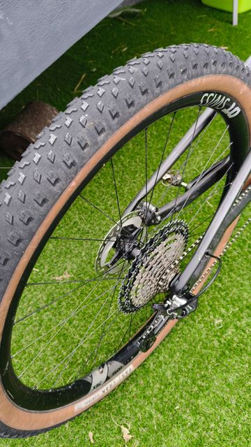 Tweedehands Orbea OIZ M-PRO 2024 2024 Mountainbike — afbeelding 4 van 9
