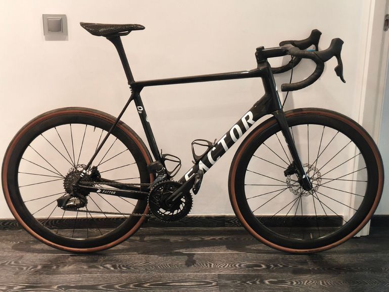 Used Factor O2 SRAM Force eTap AXS 2022 Road & Gravel, Black — image 1 of 7