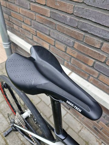 Used CUBE agree C:62 Disc 2016 2016 Road & Gravel, Black — image 7 of 21