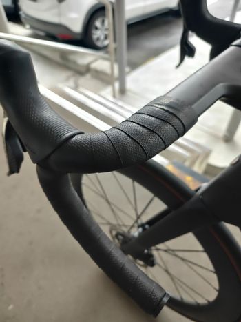 Used Trek Madone SLR 9 AXS Gen 8 2025 2025 Road & Gravel, Black — image 9 of 12