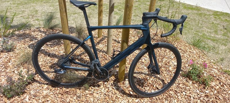 Used BMC Roadmachine SRAM Force eTap AXS 2024 Road & Gravel, Blue — image 1 of 11