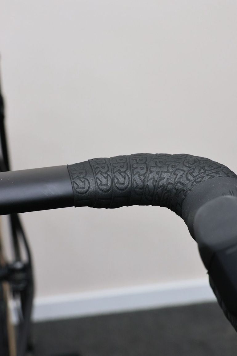 Used Felt BREED FRD UN1TD LE SRAM RED XPLOR AXS 2025 2025 Road & Gravel, Black — image 14 of 31