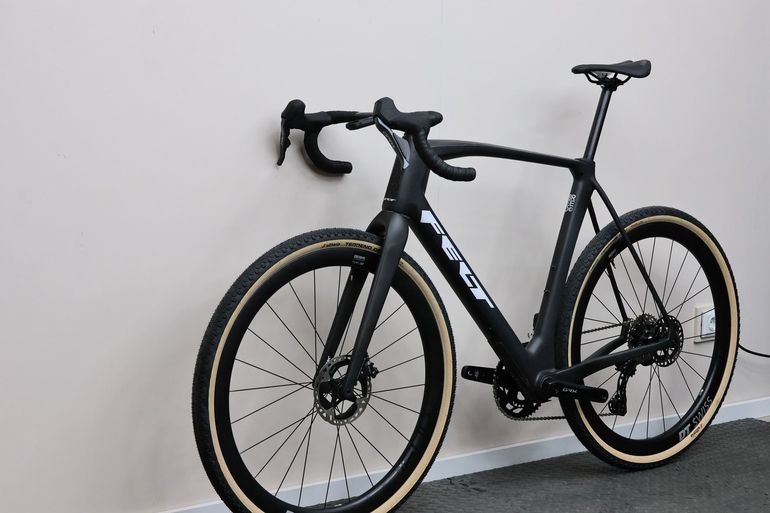 Used Felt BREED FRD UN1TD LE SRAM RED XPLOR AXS 2025 2025 Road & Gravel, Black — image 1 of 31