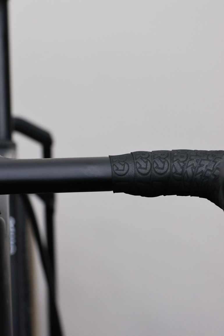 Used Felt BREED FRD UN1TD LE SRAM RED XPLOR AXS 2025 2025 Road & Gravel, Black — image 15 of 31
