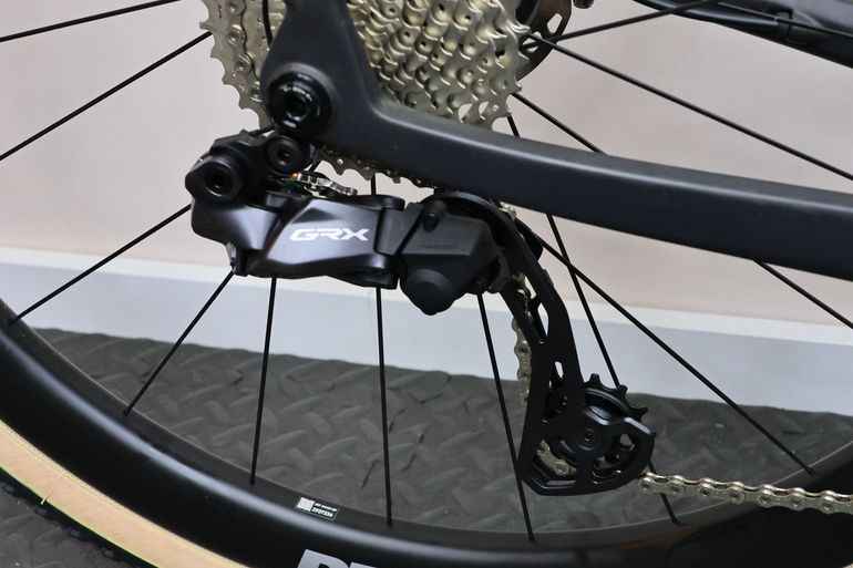 Used Felt BREED FRD UN1TD LE SRAM RED XPLOR AXS 2025 2025 Road & Gravel, Black — image 6 of 31