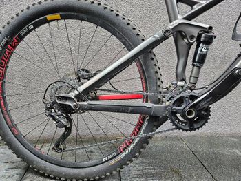 Used Canyon Nerve 2016 Mountainbike, Light Gray — image 2 of 3