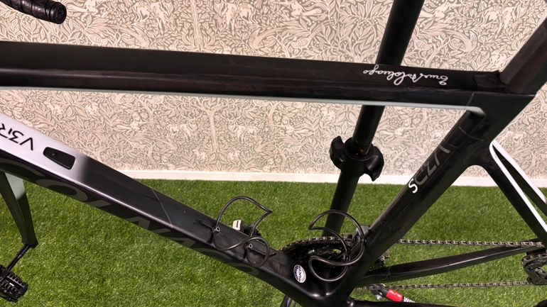 Used Colnago V3-RS Disc 2020 2020 Road & Gravel, Black — image 2 of 9