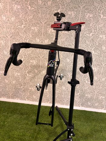 Used Colnago V3-RS Disc 2020 2020 Road & Gravel, Black — image 7 of 9