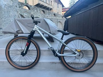 Used Canyon Stitched Other 2023 Mountainbike, Light Gray — image 2 of 6